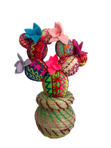 Nopalito cactus basket Small